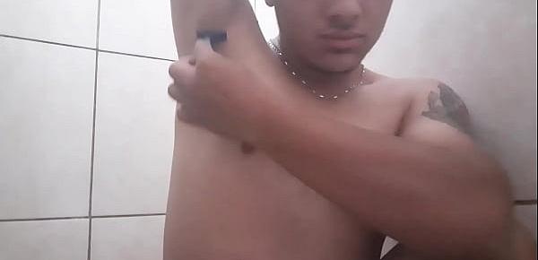  Me depilando no banho - Pedro Paulo Borges